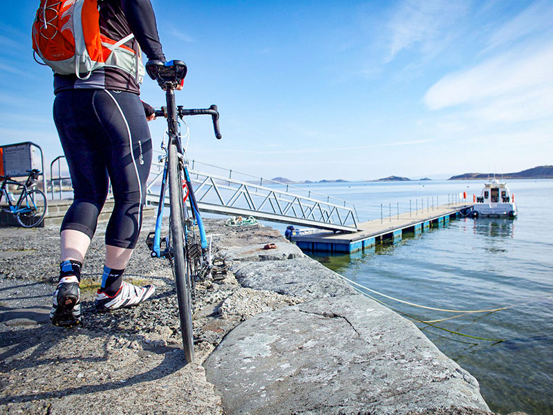 cycling the caledonian canal