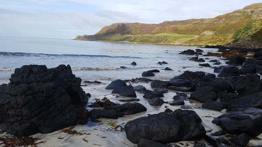 Charol rocks on the beach in Mull